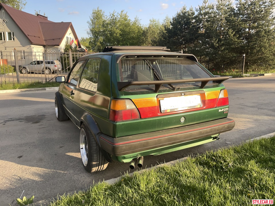 Fender [Vw33At4037Gn] Voomeran Inspired Style For Volkswagen Golf Ii 