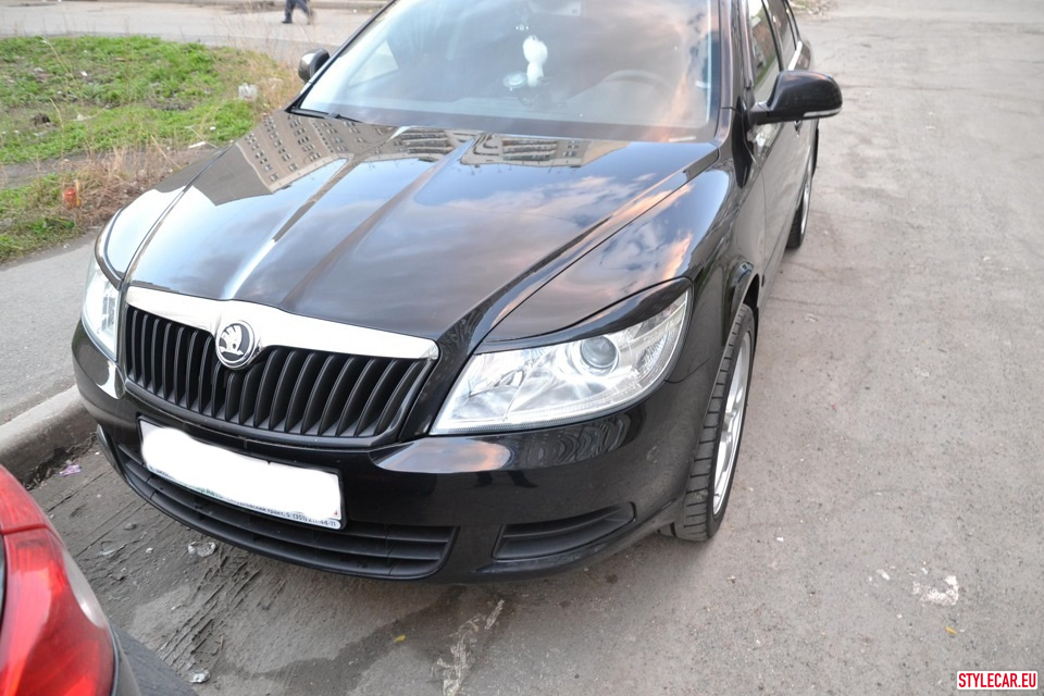 Eyelashes On Headlights [Sk10At2813Bsm] For Škoda Octavia (A5) 