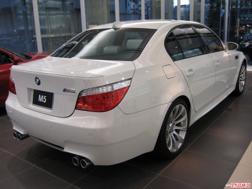 Trunk Lid Spoiler [Bm13At0969Jn] M5 Style Inspired For Bmw (5-Series) E60 