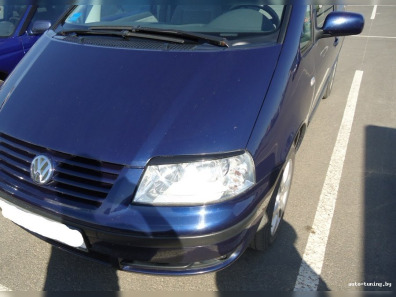 Eyelashes on headlights VW10AT2068JN