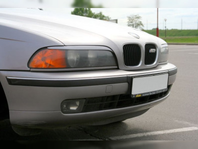 Eyelashes on headlights BM10AT0904JN